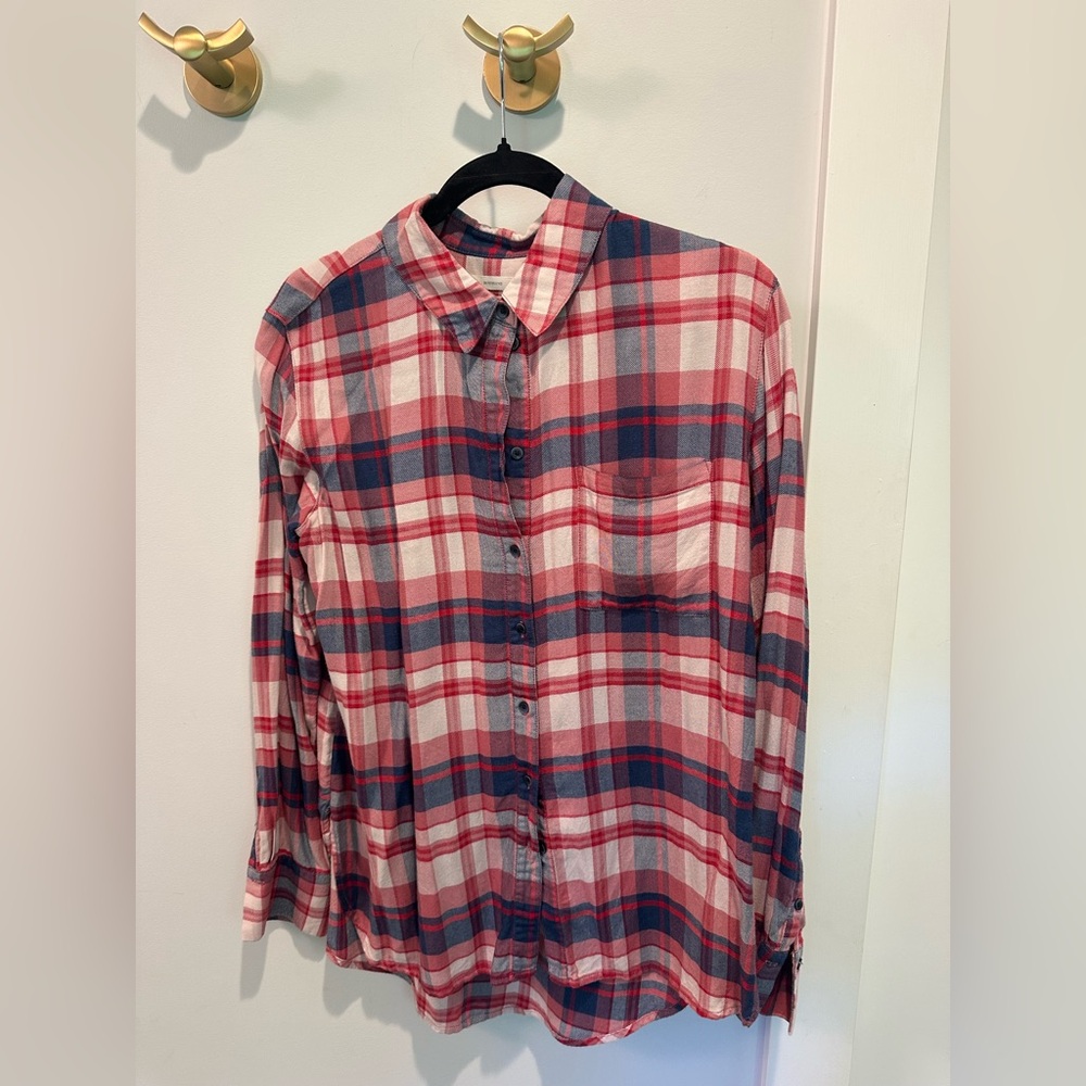 Treasure & Bond Women’s Red Plaid Shirt